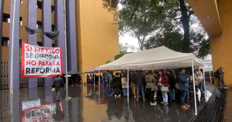 Movimiento opositor en el Poder Judicial se fragmenta: mientras jueces reanudan labores, trabajadores en San Lázaro mantienen el paro