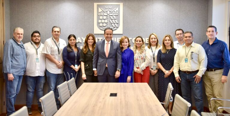 Madeleine Bonnafoux asume la dirección de DIF Hermosillo en sesión de la Junta de Gobierno