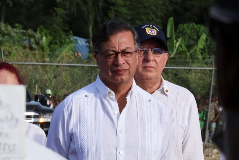 Colombia cede a Trump: acepta deportados a cambio de evitar aranceles del 25%