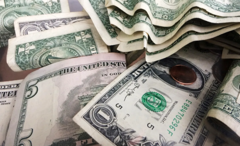 Mercado de remesas en México crece pese a políticas migratorias de Trump