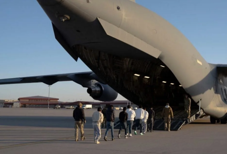 México Desmiente Informes sobre Prohibición de Sobrevuelo de Avión Militar de EE.UU.