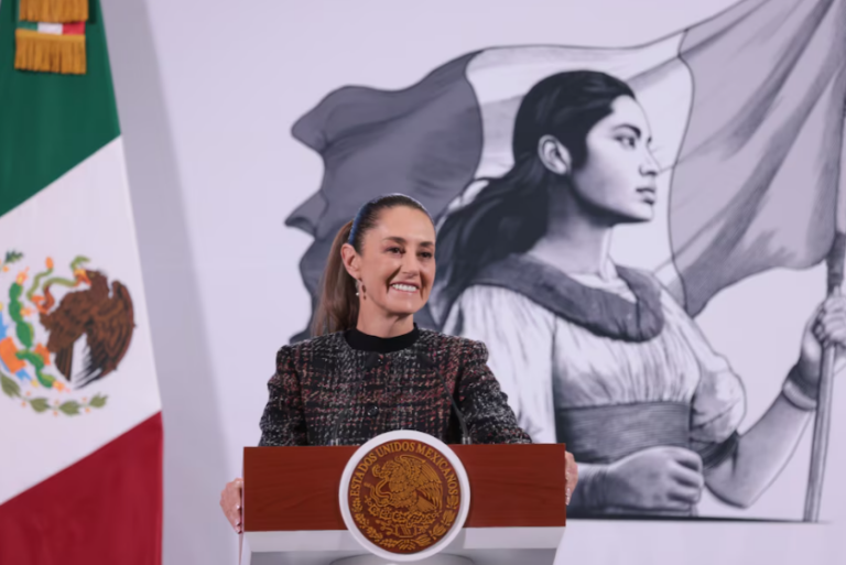 Sheinbaum llama a la calma ante propuesta de renombrar el Golfo de México