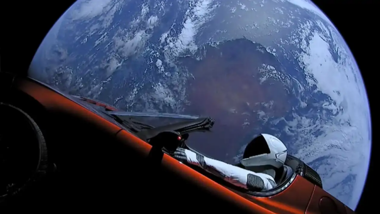De “asteroide” a basura espacial: confunden Tesla Roadster con un objeto peligroso