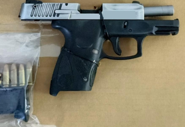 Policía Estatal asegura arma y presunta droga en operativo al norte de Hermosillo