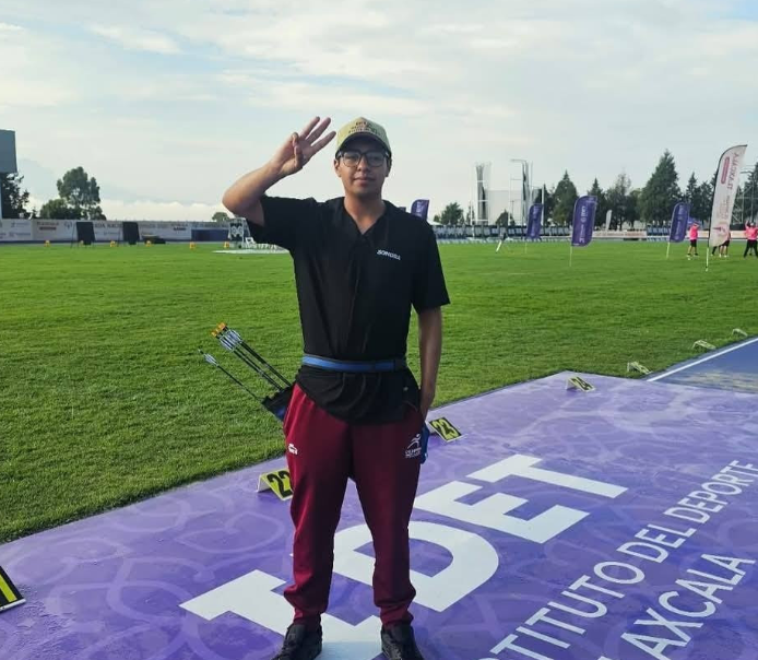 Estudiante de Cobach Sonora triunfa con cuatro medallas en Olimpiada Nacional de Tiro con Arco
