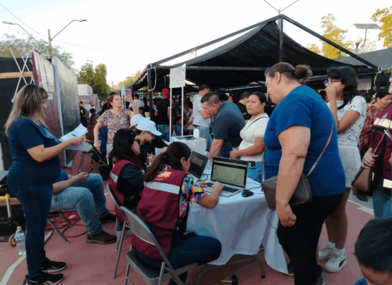 Sonora Atiende: Expedición masiva de actas de nacimiento en ferias de servicios