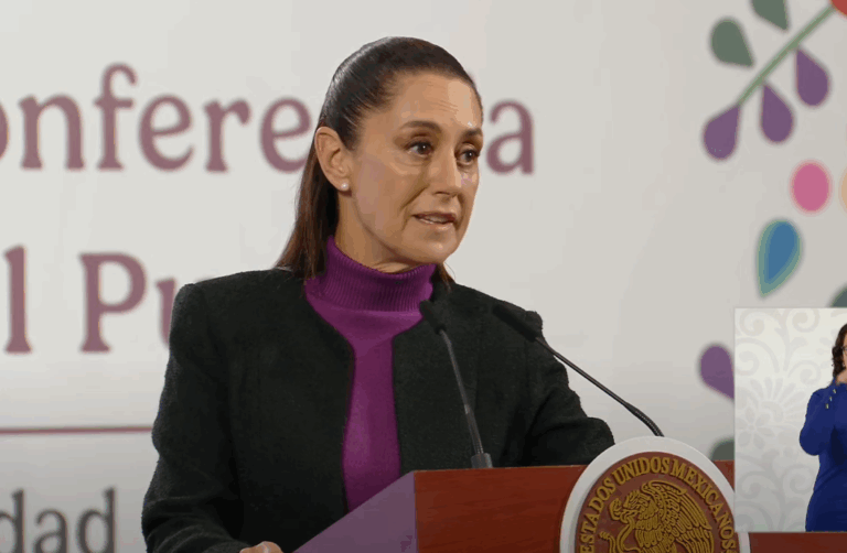 Sheinbaum reconoce lucha de migrantes mexicanos que lograron reducir impuesto a remesas en EEUU