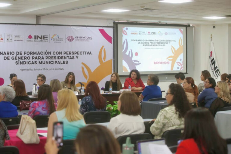 Sonora impulsa liderazgo femenino con seminario para presidentas y síndicas municipales