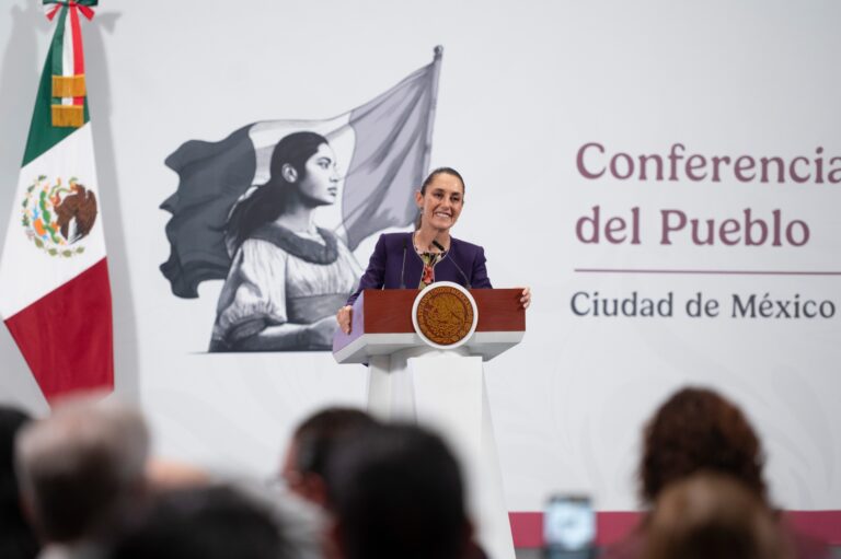Sheinbaum celebra reducción histórica de desigualdad en México: ingresos de hogares aumentan 10.6%