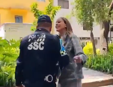 Sheinbaum condena comentarios racistas de argentina contra policía en CDMX: ‘Es aberrante