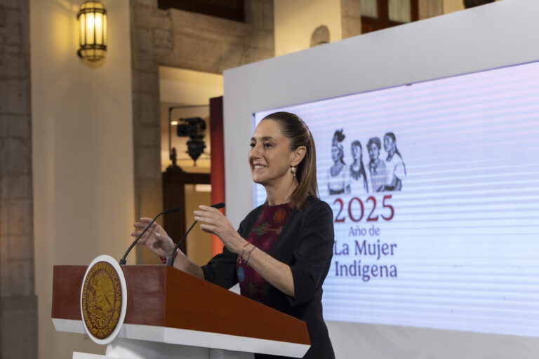 Sheinbaum Acusa a Medios de Ser Cómplices de García Luna al Ignorar Equiparación con el Narco