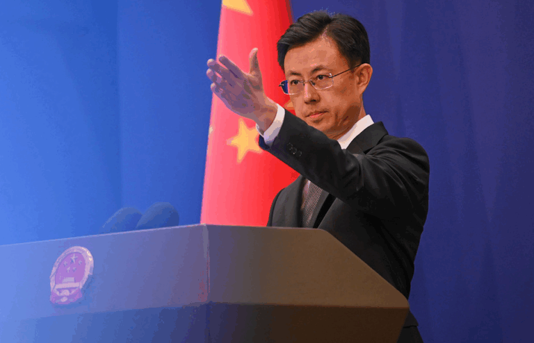 China Acusa a EE.UU. de Mentalidad de Guerra Fría y Defiende Cooperación con América Latina