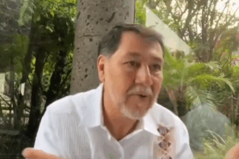 Fernández Noroña Tilda de “Cretino” a Cónsul de México en Miami por Defender Centro de Detención Migrante