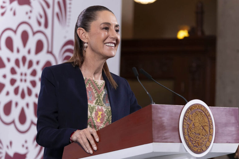 Sheinbaum Revela Arbitraje Internacional que Obliga a México a Intervenir en Deuda de TV Azteca
