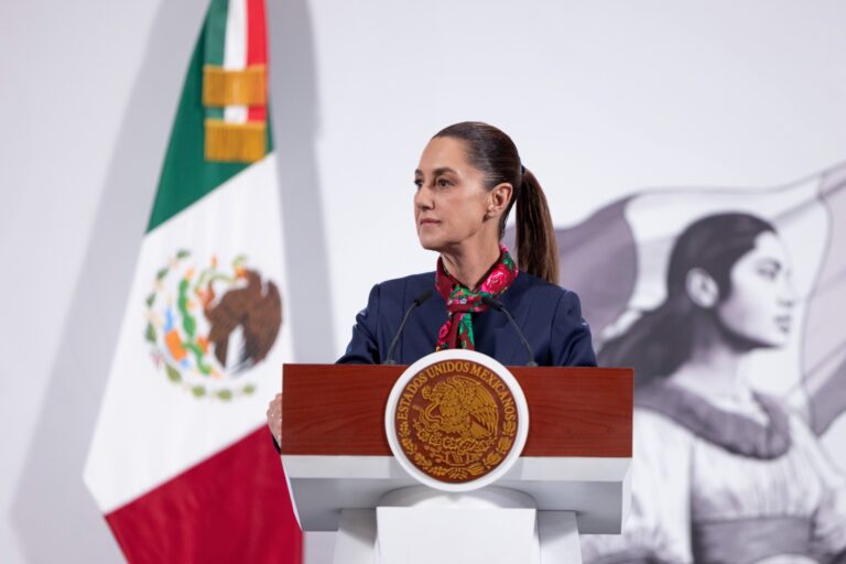 Sheinbaum Lamenta Muerte de Marino en Altamira y Descarta Vínculo con Tráfico de Diésel