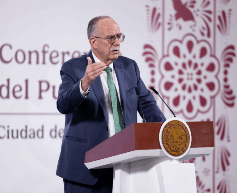 México Prohíbe 35 Plaguicidas Tóxicos en un Giro Hacia la Agricultura Sustentable.