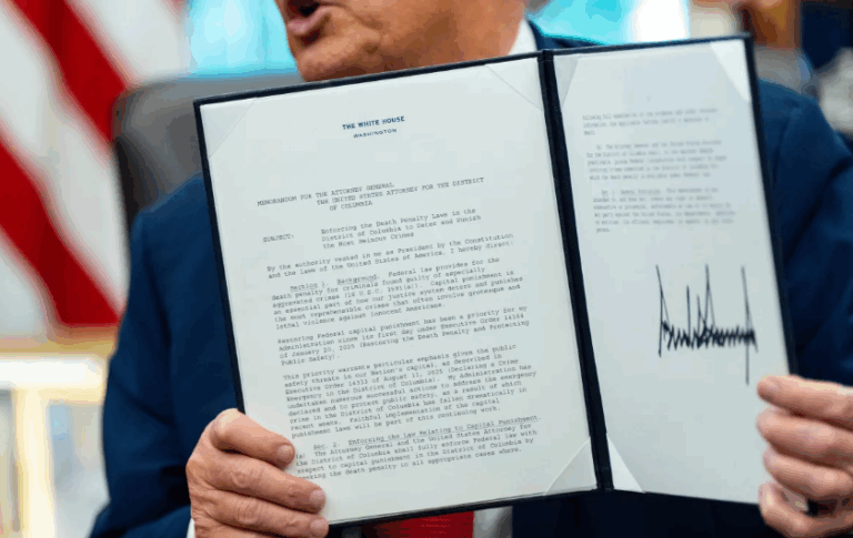 Trump Crea Grupo Operativo Contra “Terrorismo Doméstico” y Apunta a Grupos de Izquierda