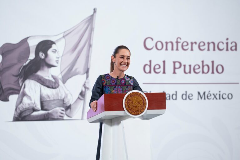 Sheinbaum Enfoca Reforma Electoral en Reducir Costos y Mantener Transparencia del INE