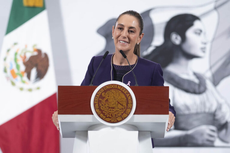 “México se pinta de rosa: Sheinbaum impulsa detección anual contra el cáncer de mama”