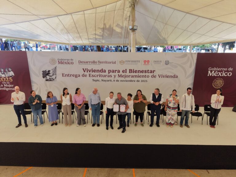 Sheinbaum Entrega 510 Escrituras en Nayarit: Justicia Social para Trabajadores