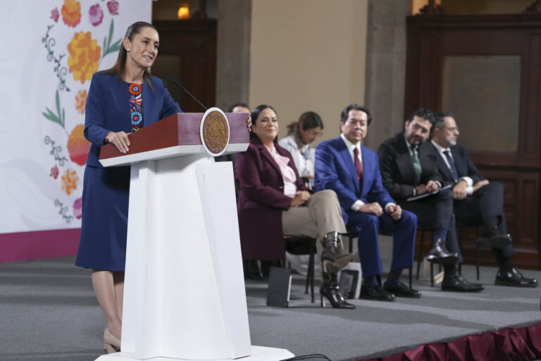 Sheinbaum Respalda el Diálogo Trump-Maduro: México Ofrece su Apoyo para la Paz Regional