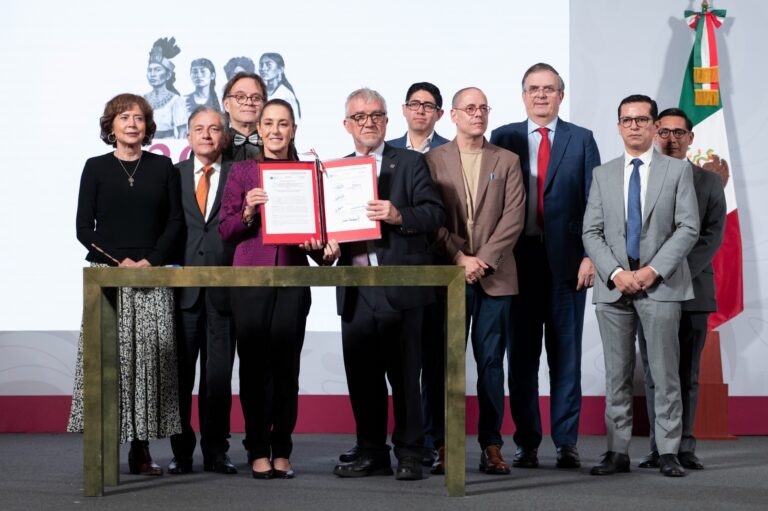 México Firma Alianza Histórica para Crear su Propio Centro de Súper Cómputo en Barcelona.