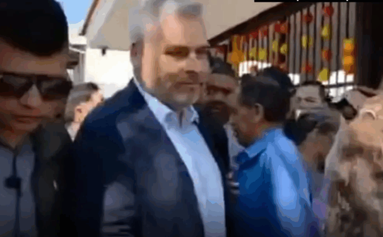 Gobernador abucheado en funeral del alcalde asesinado: ‘¡Asesino!’, le gritan en Uruapan