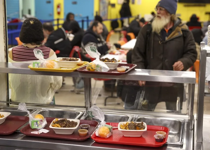 Cierre de Gobierno Deja Sin Comida a 42 Millones de Estadounidenses