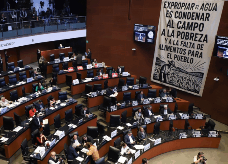 Senado Aprueba la Ley General de Aguas que Busca Acabar con el Acaparamiento y Robo del Recurso