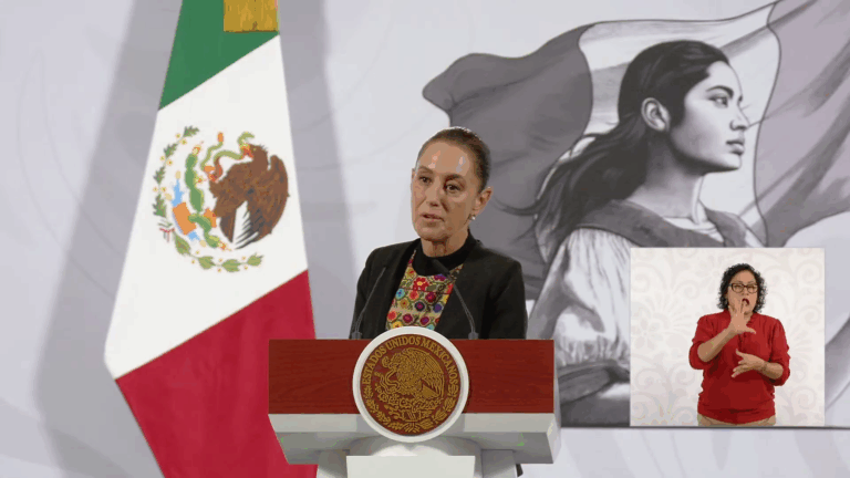 Sheinbaum Desafía Campañas Sucias con una Aprobación Inquebrantable del 70%