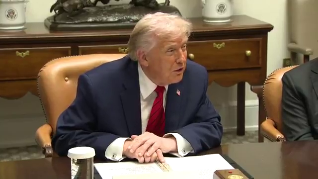 Trump confiesa el asalto: “Nos lo quedamos, supongo”