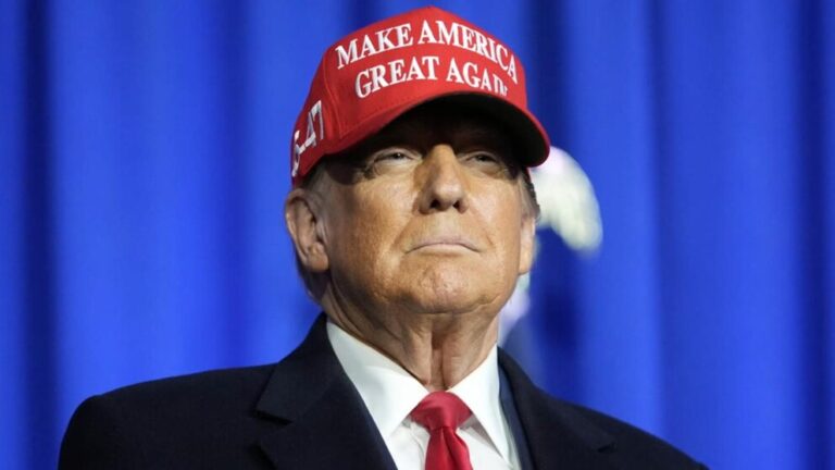 Trump corta fondos federales a ciudades santuario y las llama ‘centros corruptos