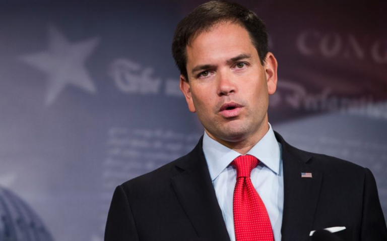 EE.UU. descarta acción militar en Venezuela pero condiciona su ayuda petrolera