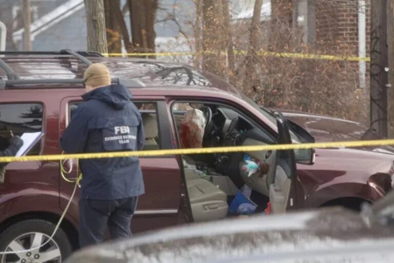 ICE mata a ciudadana estadounidense en redada migratoria en Minneapolis