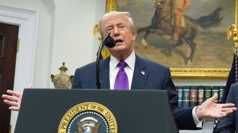 “Martillo de Medianoche” acecha mientras Trump exige acuerdo nuclear iraní en 30 días