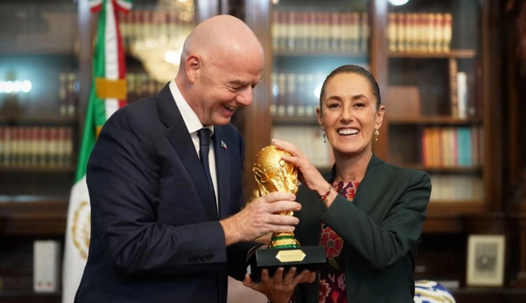 Infantino llamó a Sheinbaum: la FIFA blindará el Mundial pese al susto del domingo y viene a revisar seguridad.