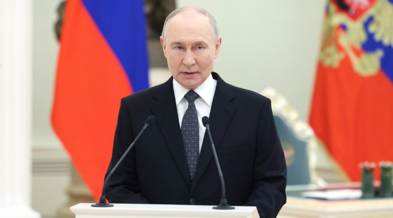 Putin advierte: el conflicto en Medio Oriente cerrará el estrecho de Ormuz y disparará precios globales.