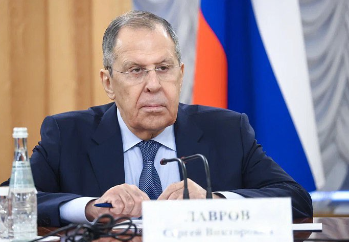 Rusia exige un cese inmediato de hostilidades en el Golfo y advierte contra ataques a monarquías árabes