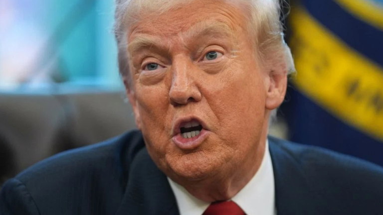 “Me alegro de que esté muerto”: el rencor de Trump sobrevive al hombre que lo investigó