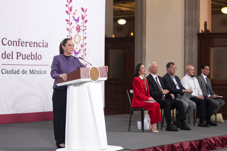 Sheinbaum celebra el alto el fuego entre Irán y EE.UU.: “Es bueno para México, han bajado los precios del petróleo”