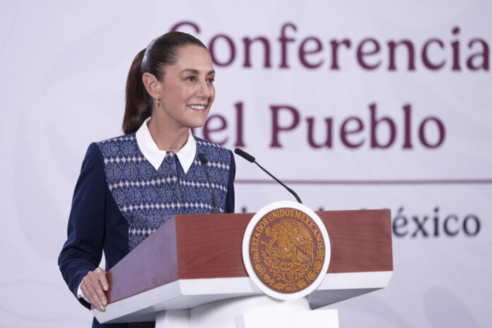 2026-04-14_Conferencia_de_prensa_matutina_-_Palacio_Nacional_02_JCRM