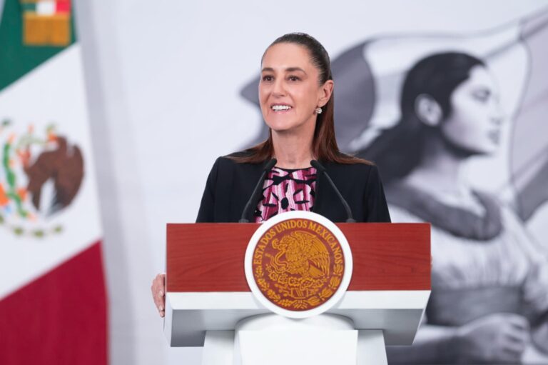 Guerra en Ormuz dispara combustibles; México congela precios
