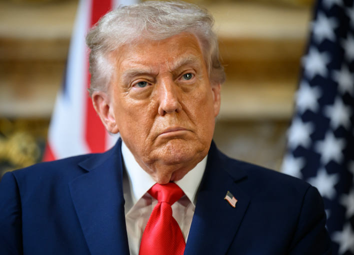 Jueces de la Corte Suprema desarman los argumentos de Trump contra la ciudadanía por nacimiento