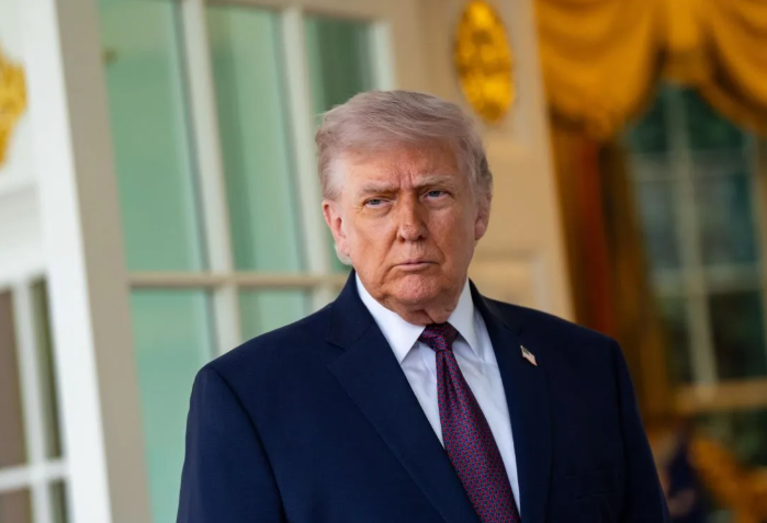 Juez desestima demanda millonaria de Trump contra Wall Street Journal