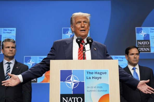 Trump humilla a la OTAN: “tigre de papel” que llamó cuando ya no hacía falta