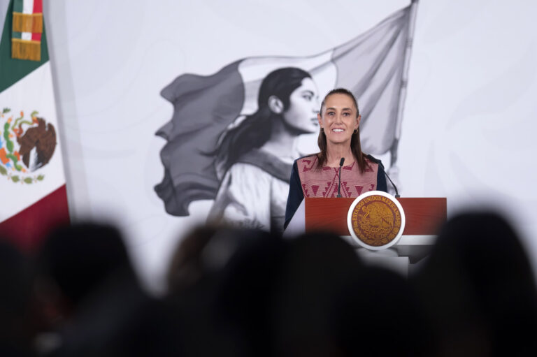 Sheinbaum aclara: citatorios de FGR a Maru Campos y Rocha no son imputaciones