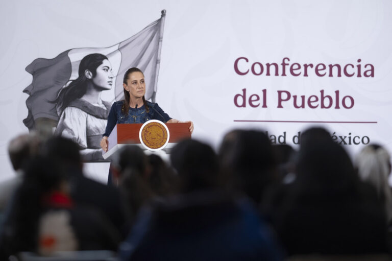  La derecha financia las mentiras, acusa Sheinbaum desde la mañanera