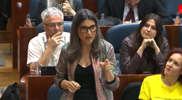 Asamblea de Madrid estalla por choque estratégico entre perfiles de ayuso y Sheinbaum
