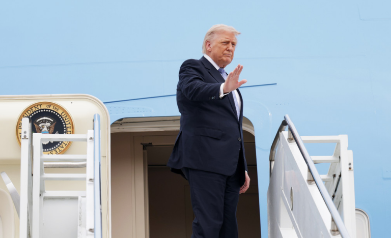 Espejismo en Pekín: Trump y Xi sellan tregua frágil bajo la sombra de Tucídides