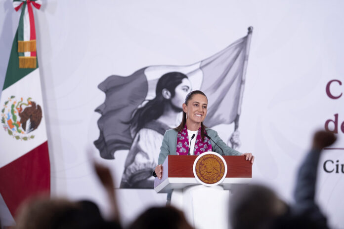026-06-16_Conferencia_de_prensa_matutina_-_Palacio_Nacional_13_SLE